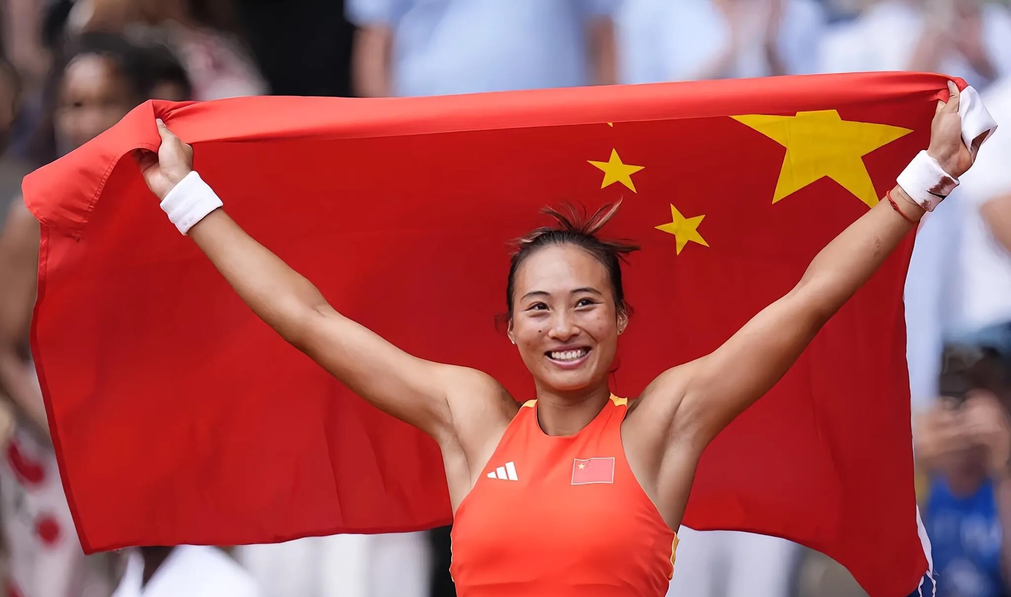 od体育投注-亚洲足球决赛：女队选手斗志昂扬