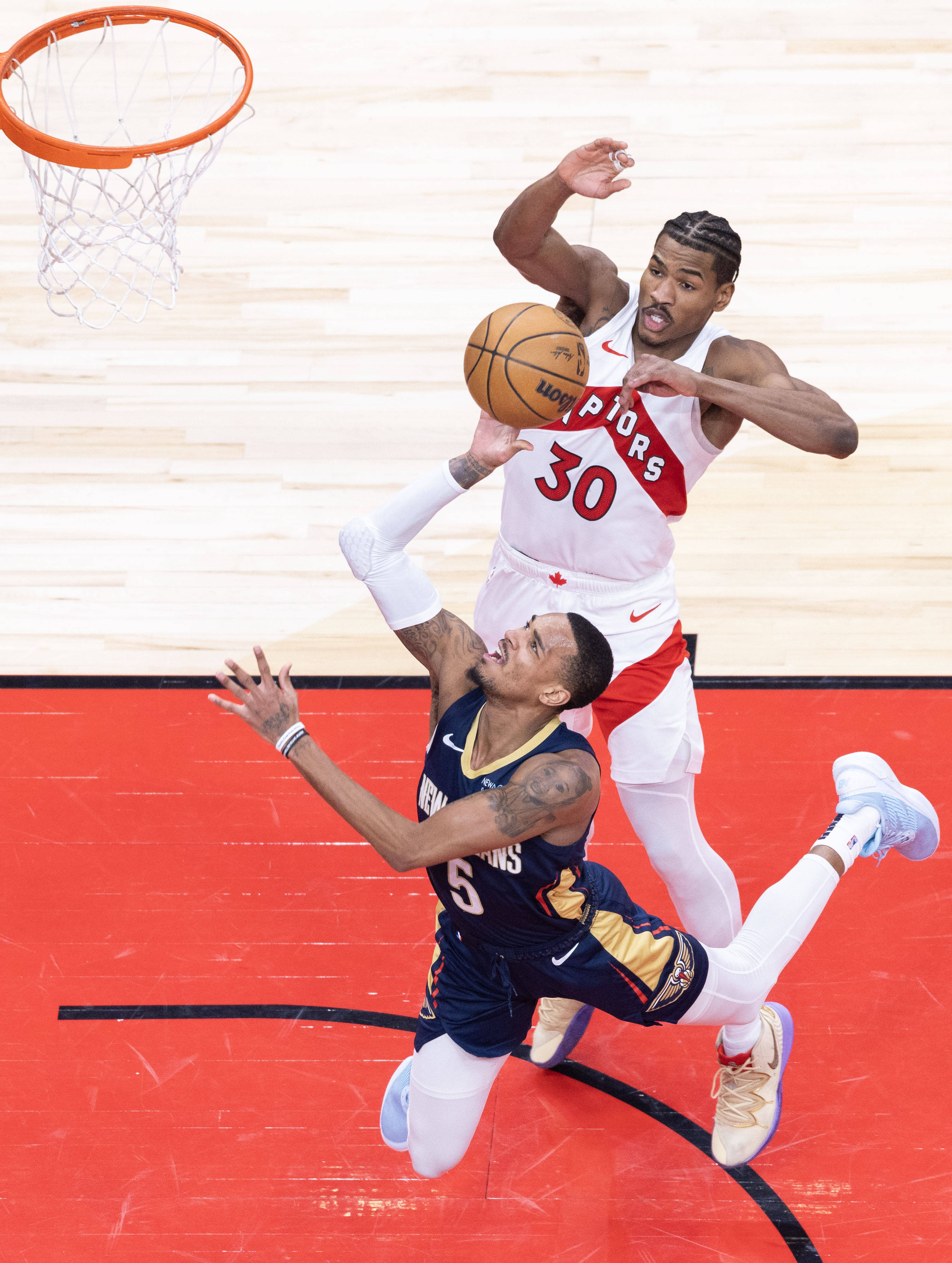 od体育网站-猛龙队球员获得季后赛MVP奖，成为焦点