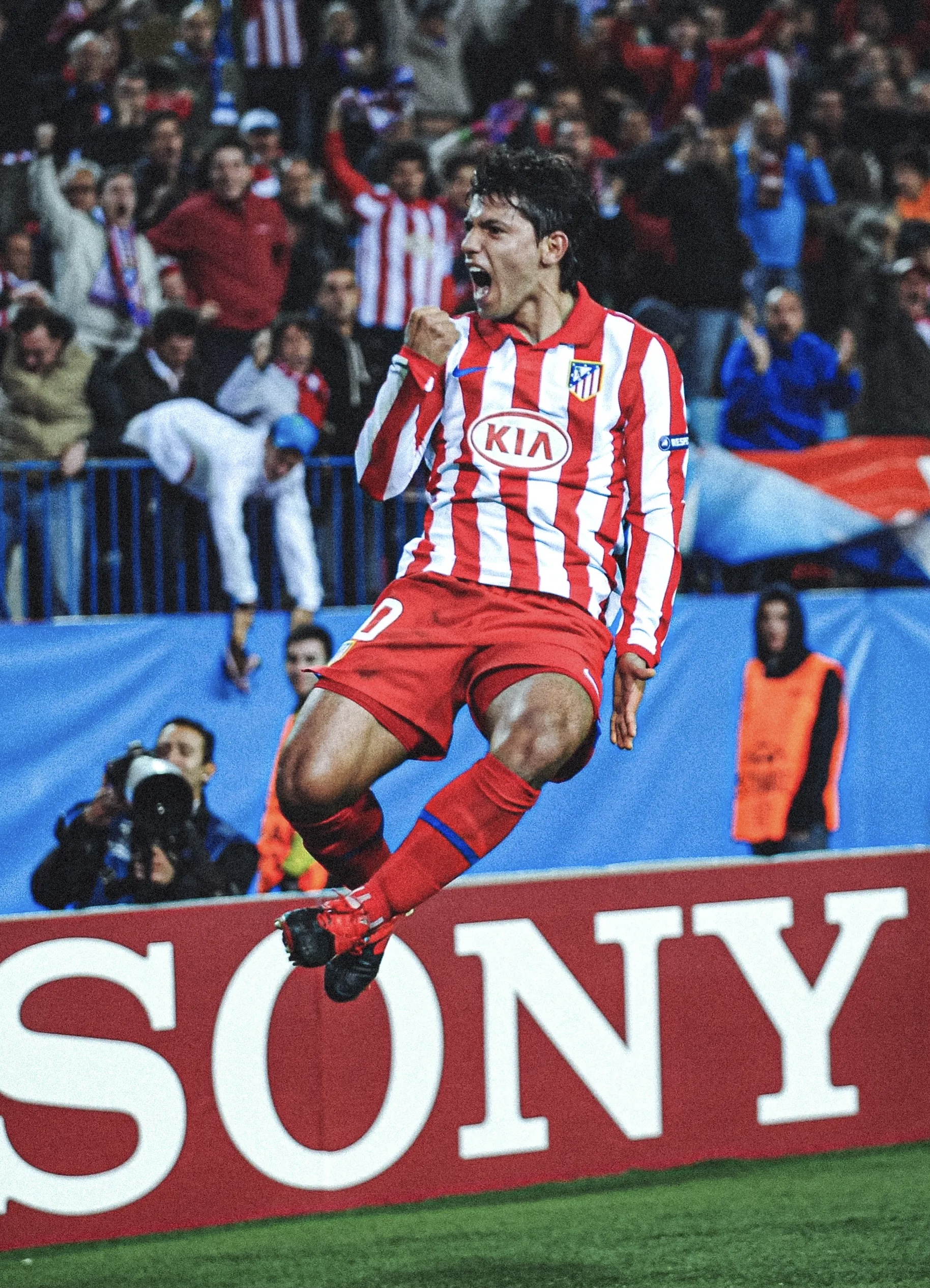 od体育app下载-关于曼城主教练透露:阿圭罗已经融入球队,成为不可或缺的一员的信息