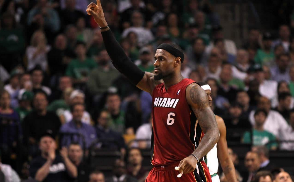 od体育平台-包含绿军连胜止步,失利于热火。的词条