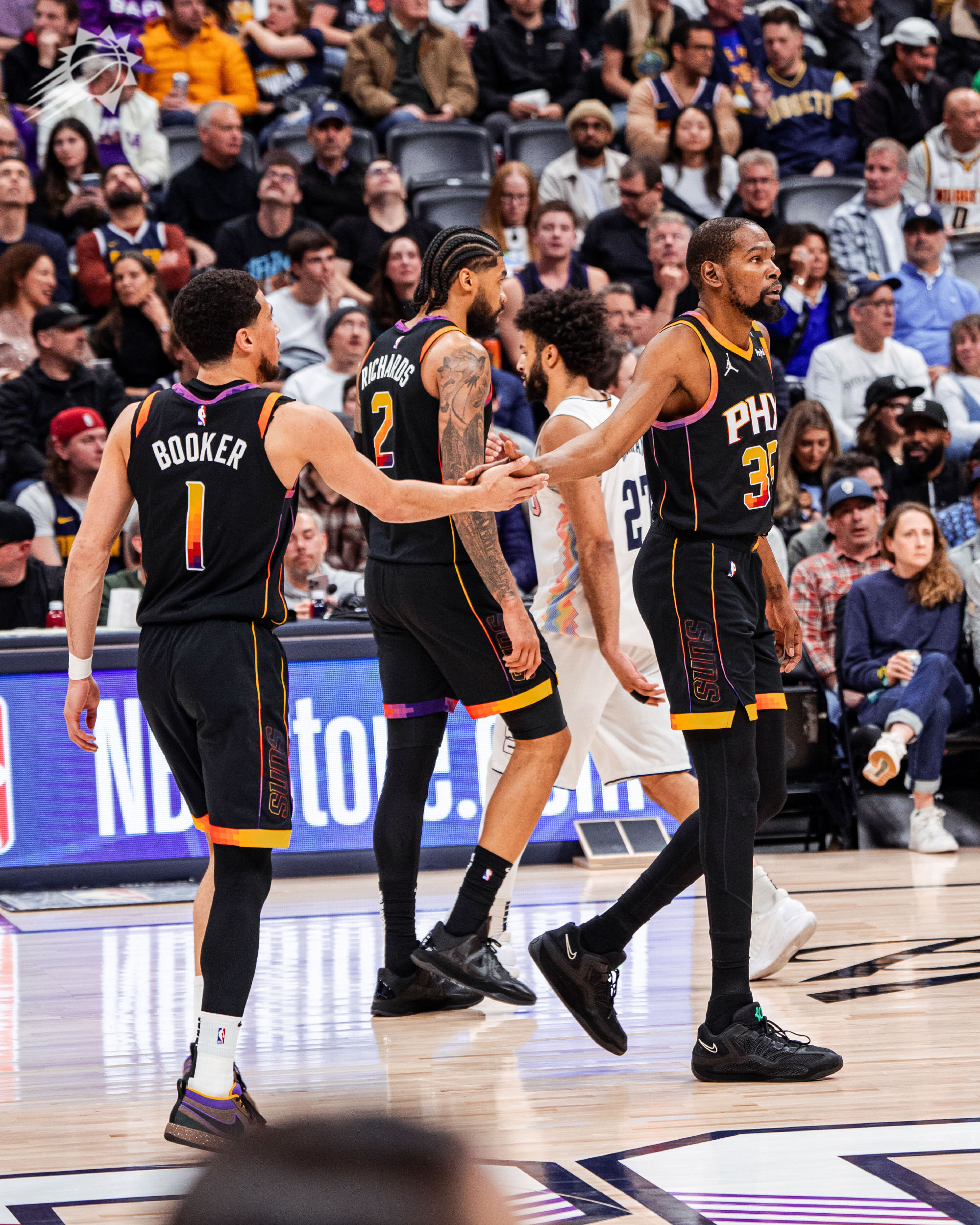 od体育官方-掘金力克雷霆，约基奇率队取胜