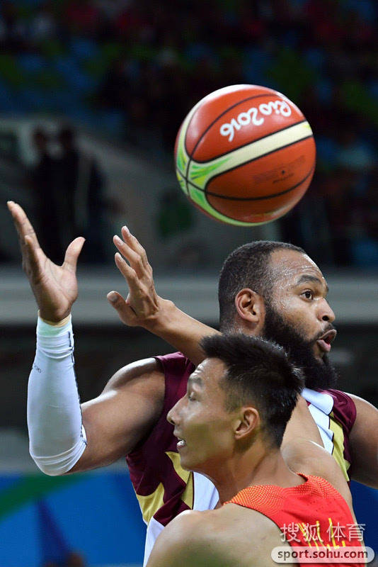 od体育app-云南男篮在激战中取胜，锋芒逼人领先同组！的简单介绍